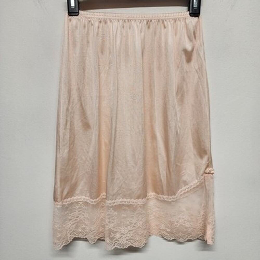Vintage Vanity Fair Nylon Half Slip Skirt Womens Small Pink Lace Trim Bow Dainty